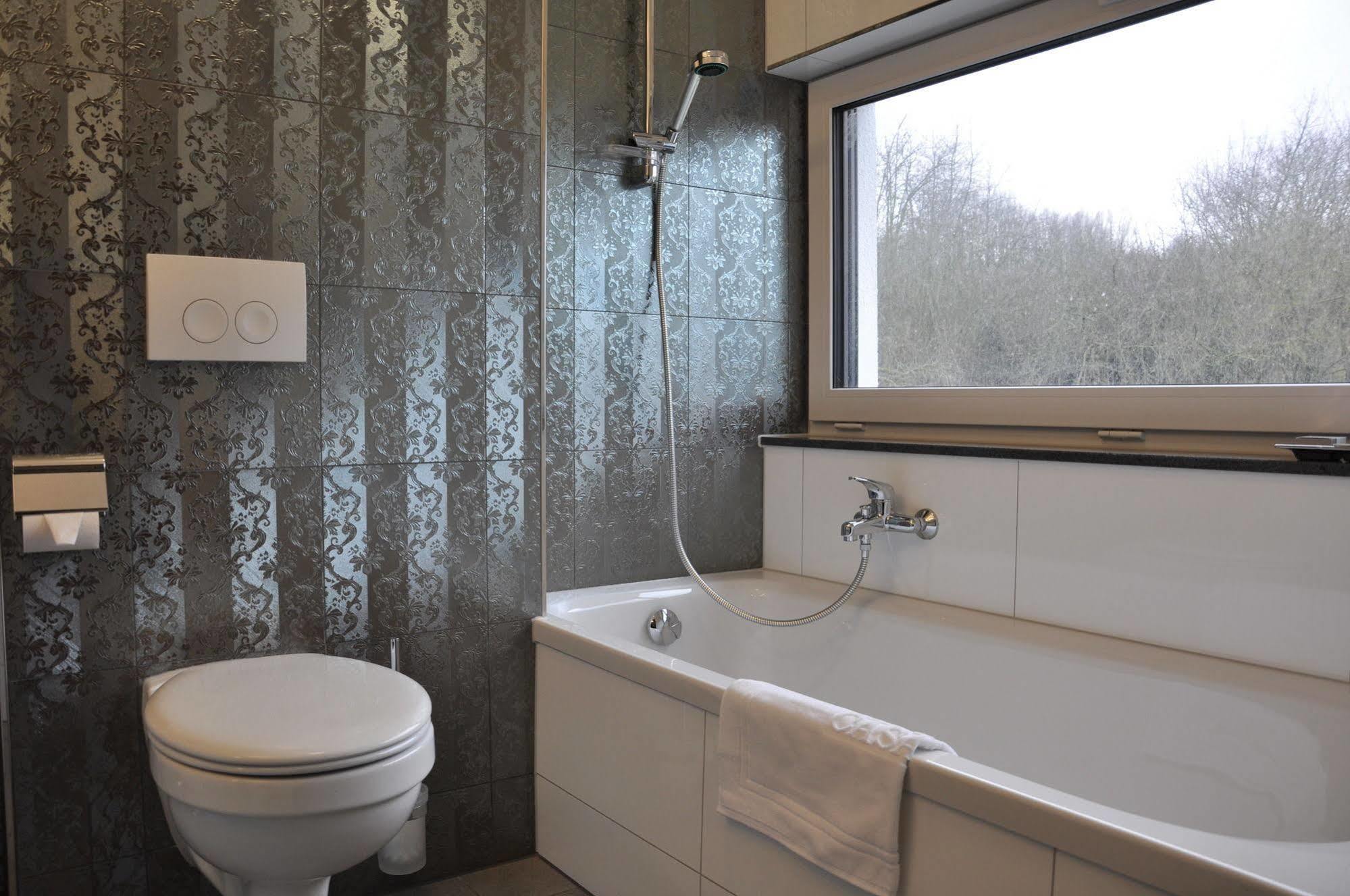Gaestehaus Villa Casamia (Adults Only) Шмалкалден Екстериор снимка